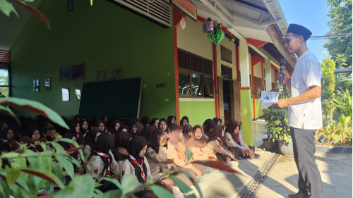 Kegiatan Pembiasaan Jumat Karakter